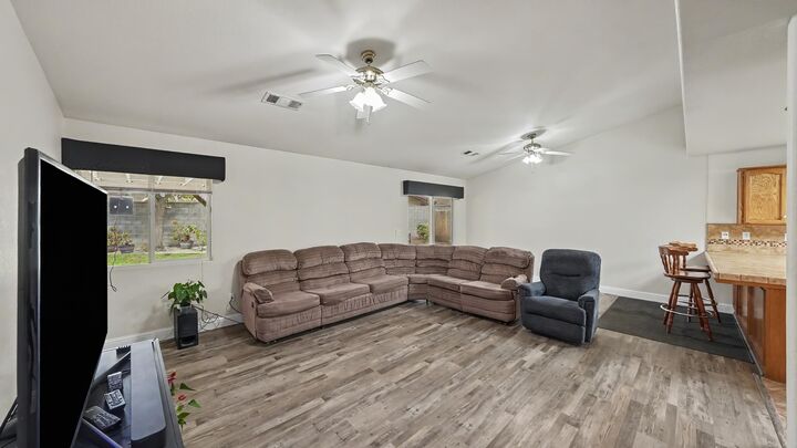 Property Photo: 250 W Loyola Avenue CA 93277