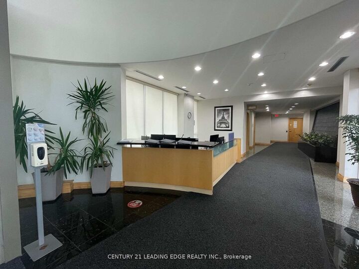 Property Photo: 7373 Kennedy Road 502 ON L3R 1H6