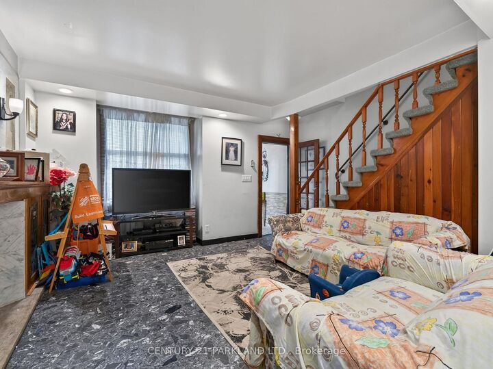 Property Photo:  323 Nairn Avenue  ON M6E 4H9 