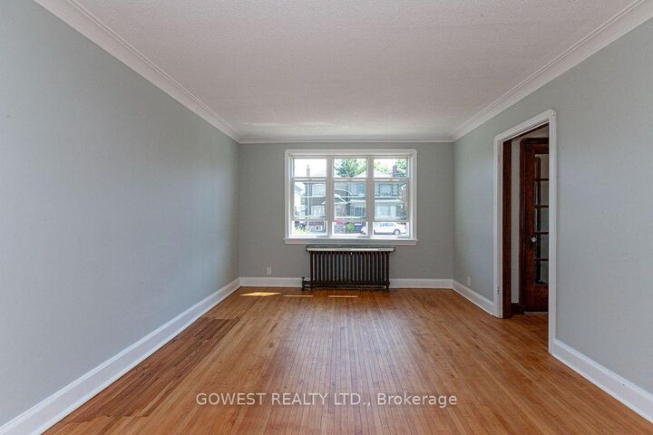 Property Photo:  480 Jane Street 1  ON M6S 4A2 