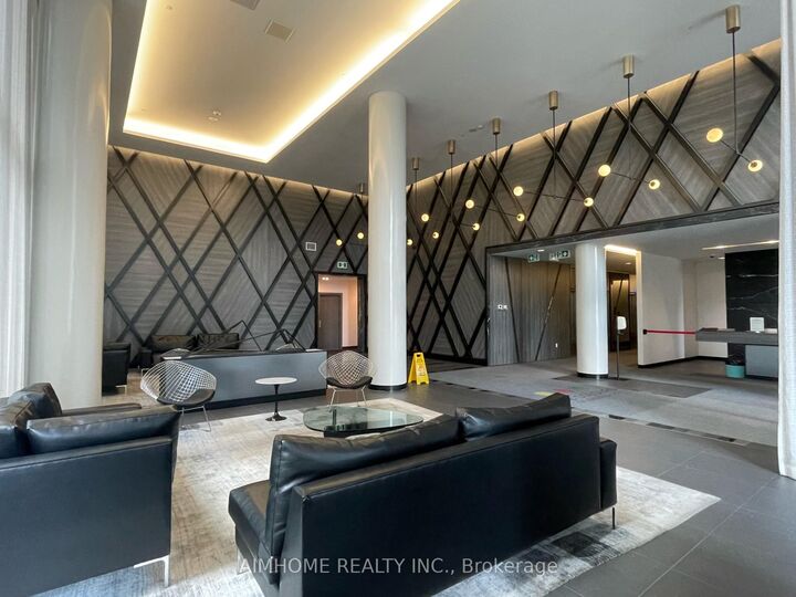 Property Photo:  52 Forest Manor Road 1305  ON M2J 0E2 
