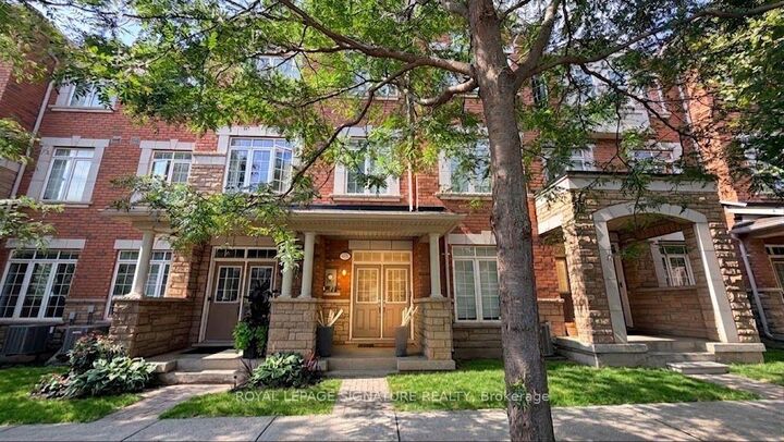 Property Photo:  3050 Eberly Woods Drive  ON L6M 0T5 