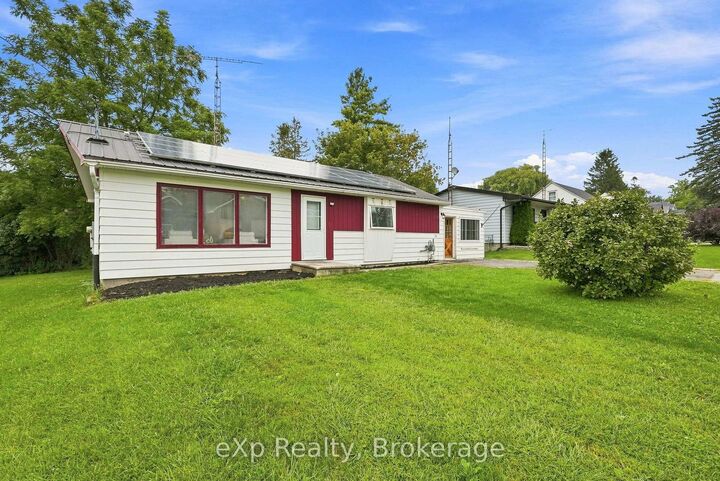 Property Photo: 16 Robertson Street ON K0K 1S0