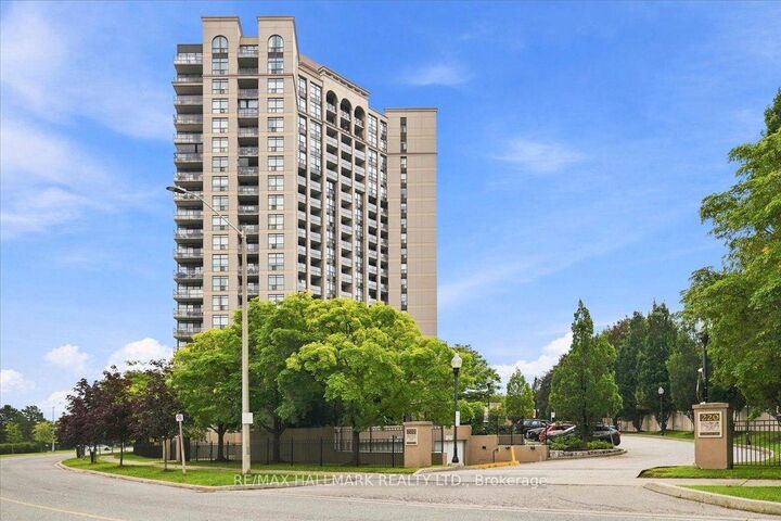 Property Photo: 220 Forum Drive 412 ON L4Z 4K1
