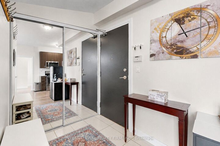 Property Photo: 22 East Haven Drive 812 ON M1N 0B4