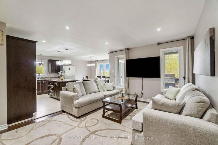 Property Photo:  863 Oceane Street  ON K0A 2M0 