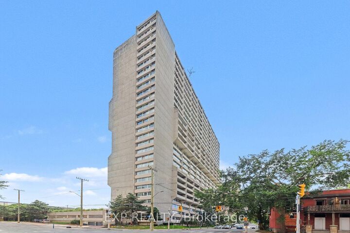 Property Photo:  500 Laurier Avenue W 204  ON K1R 5E1 