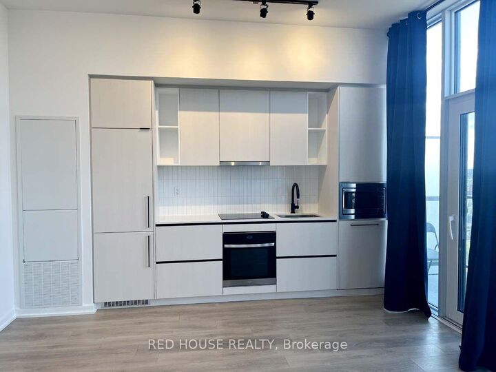 Property Photo:  1285 Dupont Street 1207  ON M6H 0E3 