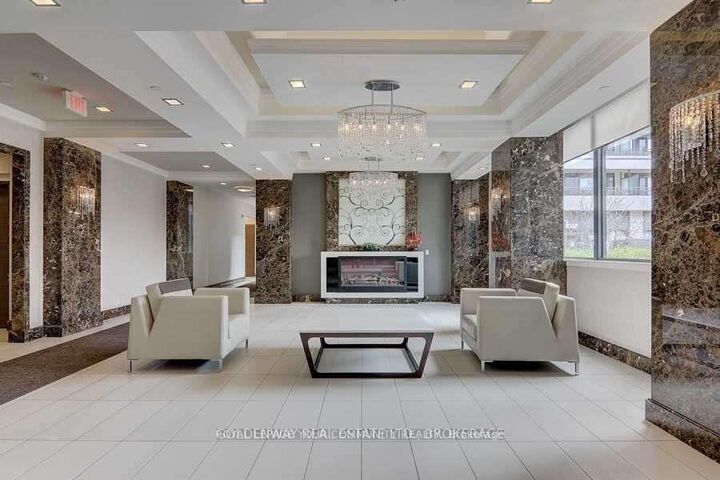 Property Photo:  370 Highway 7 N/A E 315  ON L4B 0C4 