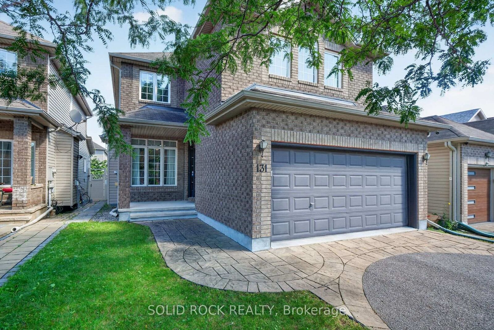 Property Photo:  131 Finn Court  ON K1V 2C6 