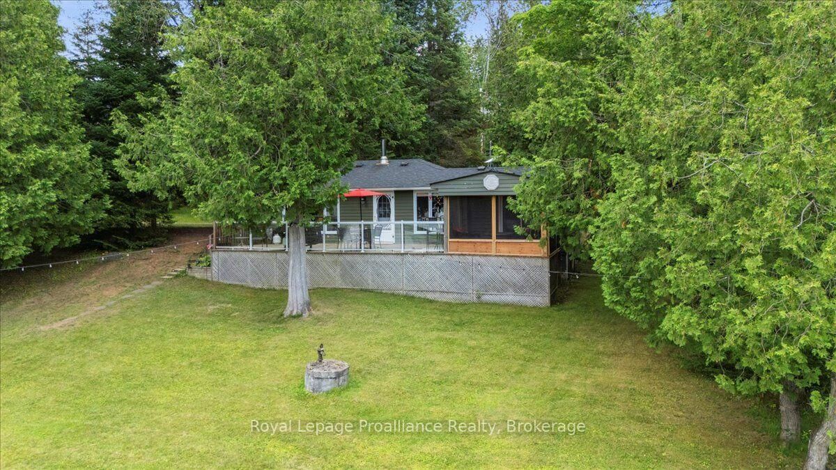 Property Photo:  17 Halcomb Lane  ON K0L 1P0 