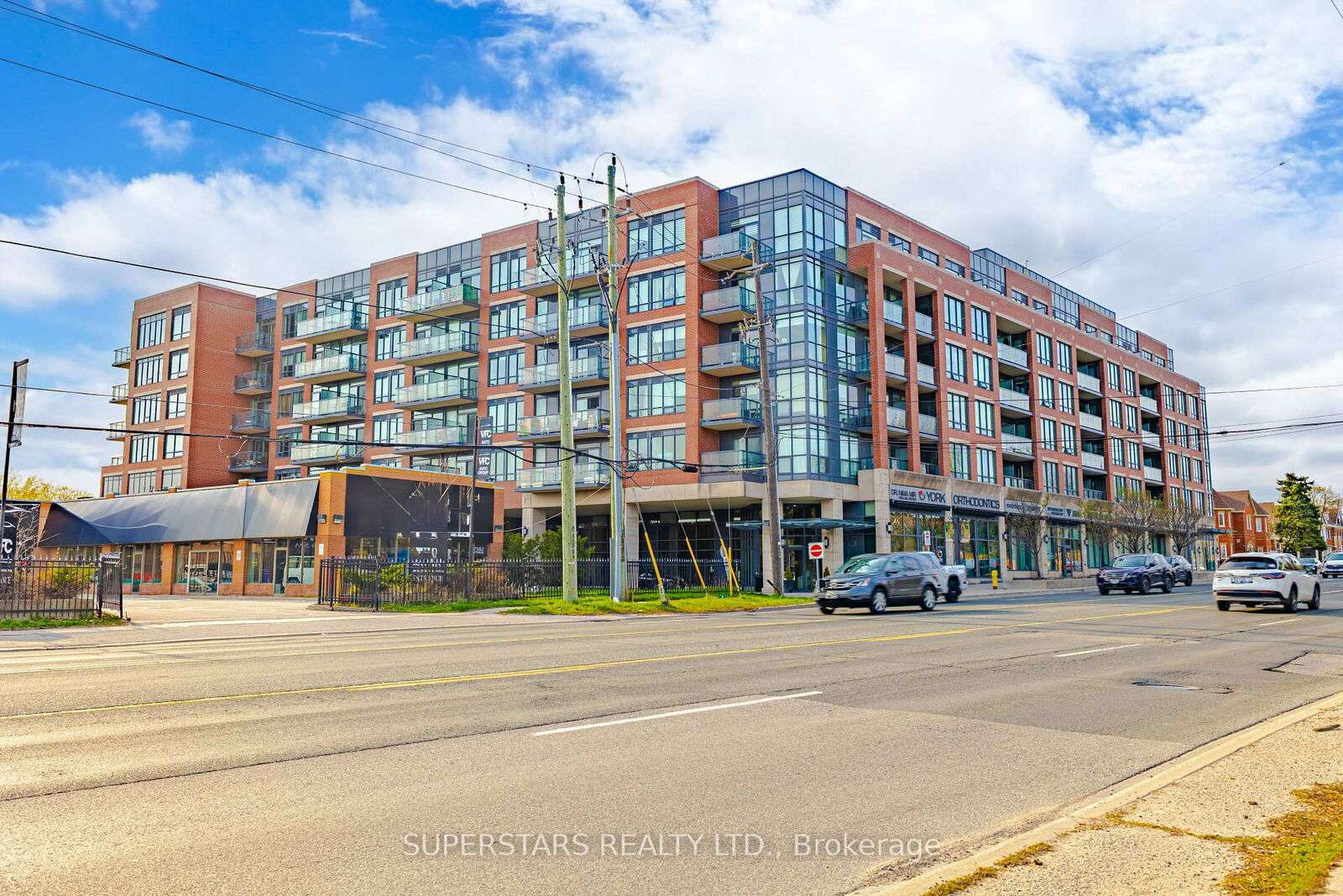 Property Photo:  7608 Yonge Street 318  ON L4J 0J5 