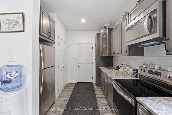 Property Photo:  316040 6 Highway  ON N0H 2V0 