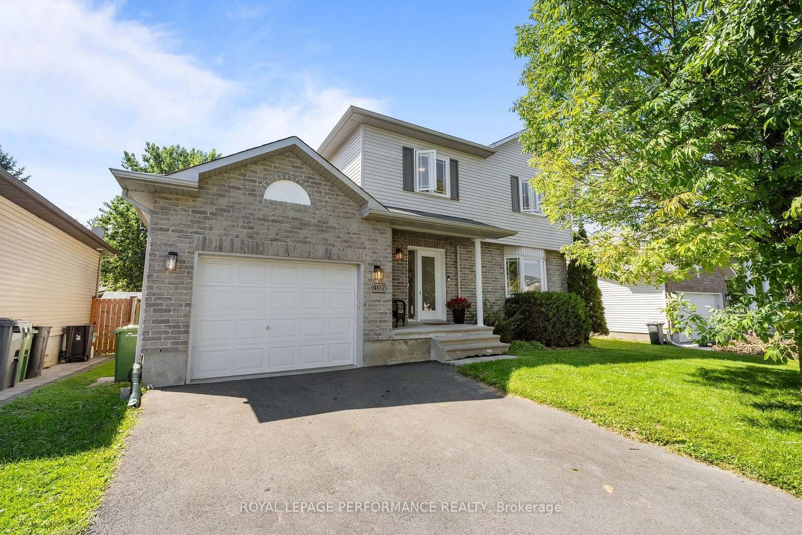 Property Photo:  407 Centenaire Street  ON K0A 1W0 