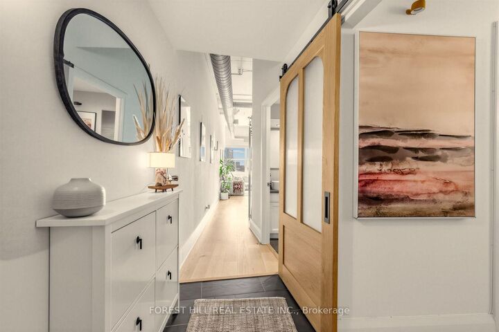 Property Photo:  700 King Street W 518  ON M5V 2Y6 