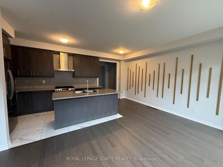 Property Photo: 25 Sutcliffe Dr Drive ON L1R 0R2