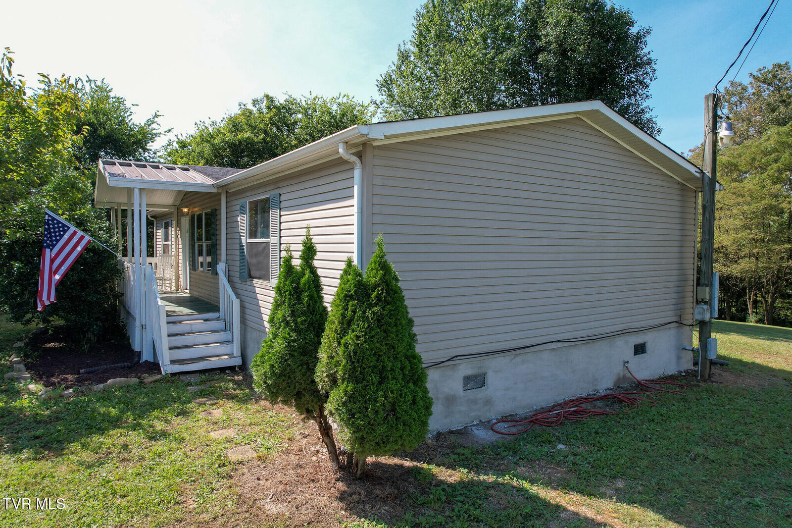 Property Photo: 176 Old Kentucky Road TN 37743