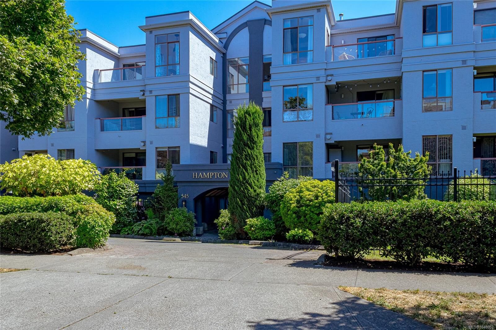 Property Photo: 545 Manchester Rd #407 BC V8T 5H6