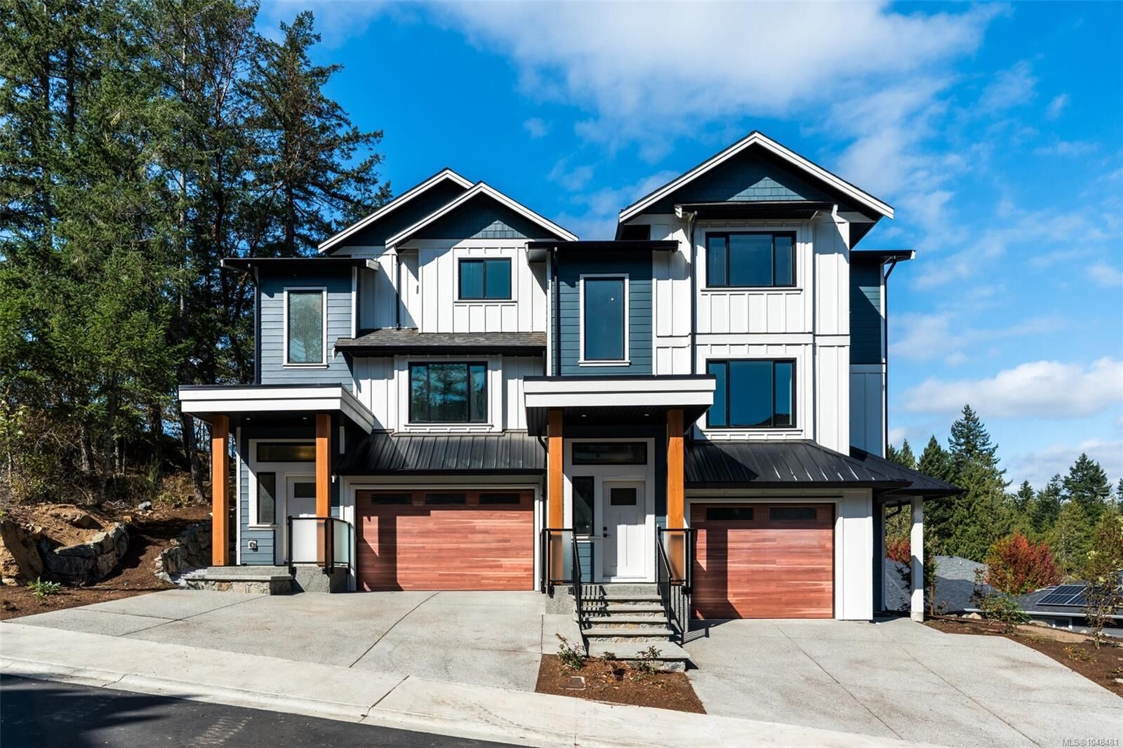 Property Photo:  571 Bezanton Way #1  BC V9C 0H2 
