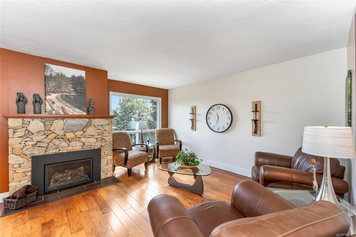 Property Photo:  6172 Alington Rd #2  BC V9L 2E9 