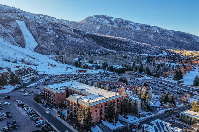 Property Photo: 50 Shadow Ridge Rd 4209 UT 84060