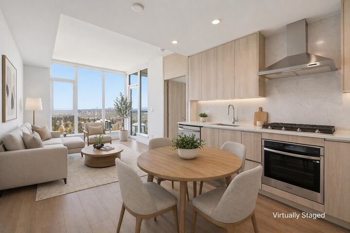 Property Photo: 10750 135A Street 2908 BC V3T 0V4