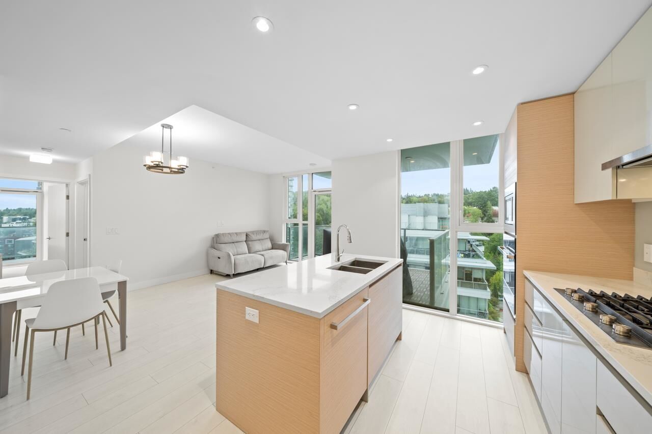 Property Photo:  3538 Sawmill Crescent 1302  BC V5S 0J8 