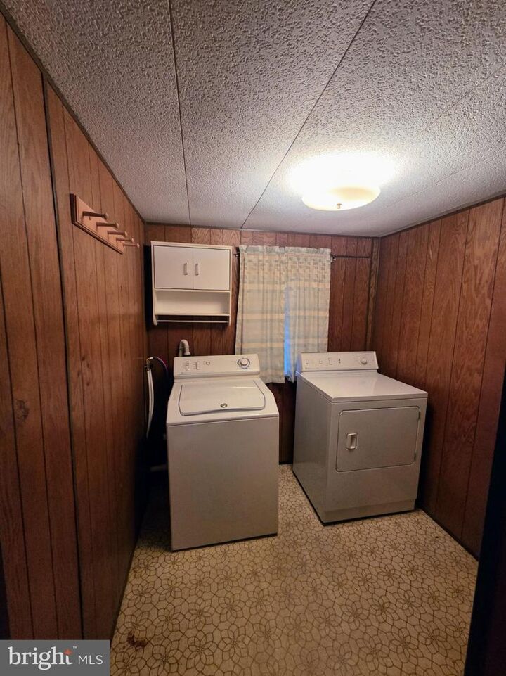 Property Photo: 32 Shippensburg Mobile Es Tp- Estate PA 17257