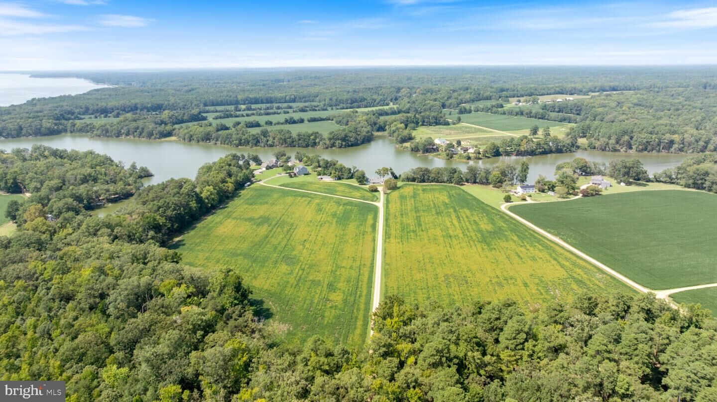 Property Photo: 19445 Blake Farms Lane MD 20650