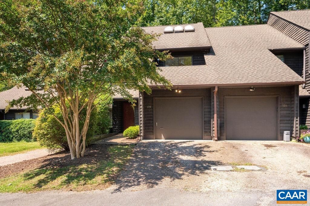 Property Photo: 116 Blithe Ct VA 22901