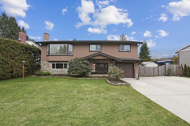 Property Photo:  19714 36 Avenue  BC V3A 7G1 