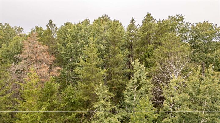 Property Photo:  106 Easy Street  MB R0A 0W0 