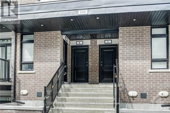 Property Photo:  300 Tulum Crescent K  ON K2S 2Y4 