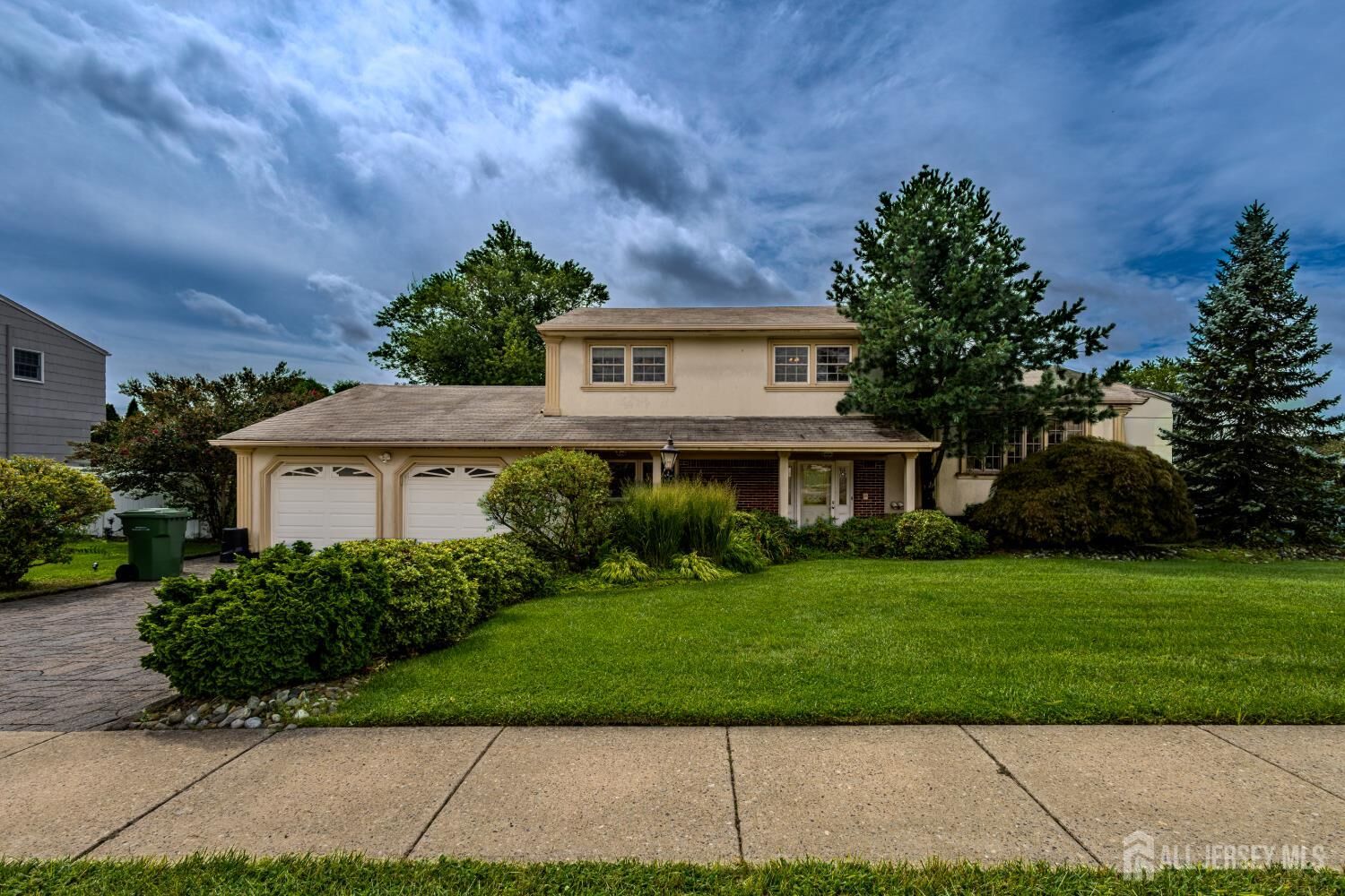 Property Photo: 10 Devonshire Road NJ 08859