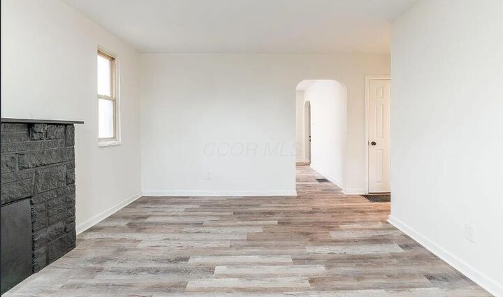 Property Photo:  2243 Safford Avenue  OH 43223 