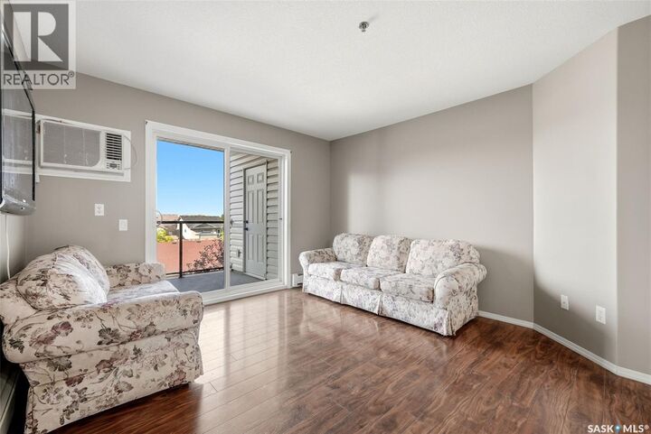 Property Photo:  309 E 1300 Stockton Street  SK S4X 0G1 
