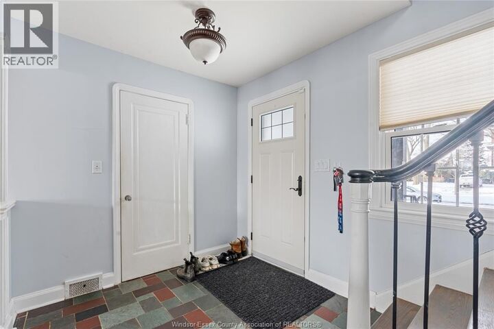 Property Photo:  282 Rossini Upper  ON N8N 2Z1 