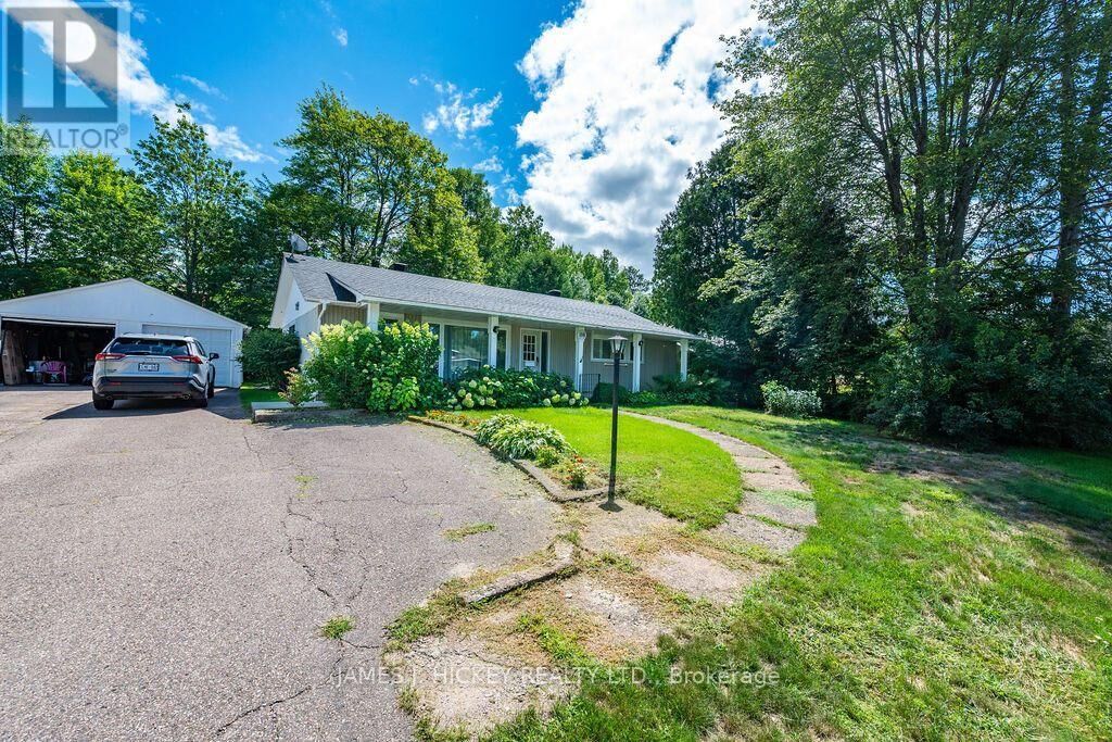 Property Photo:  100 Glendale Avenue  ON K0J 1P0 