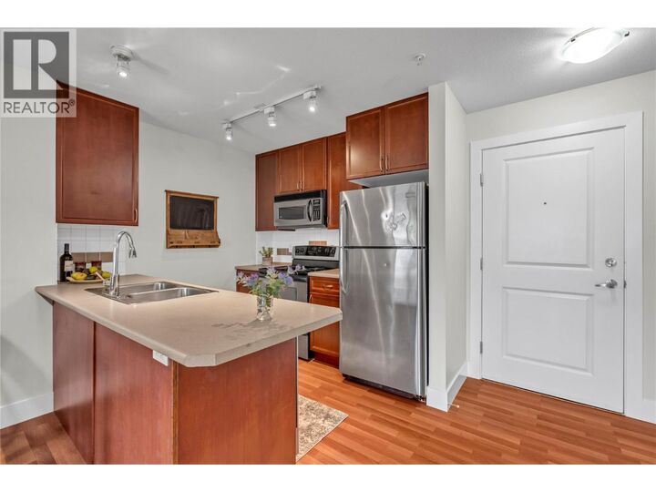 Property Photo:  246 Hastings Avenue 216  BC V2A 2V6 
