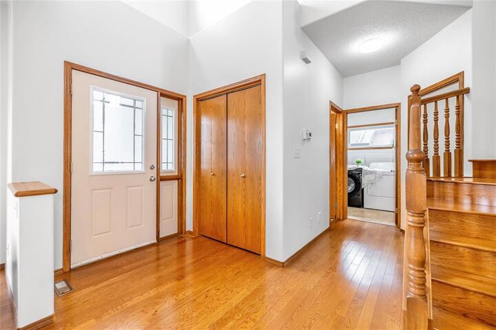 Property Photo:  96 Waldport Bay  MB R3X 0B3 