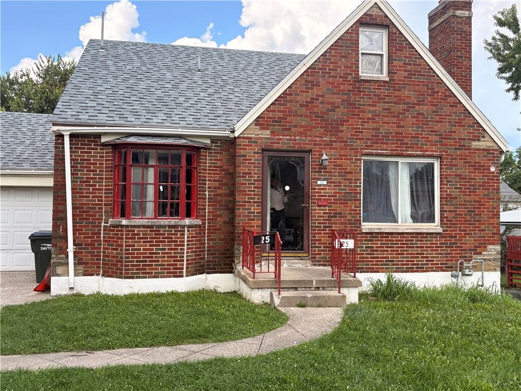 Property Photo:  25 Redwood Avenue  OH 45405 