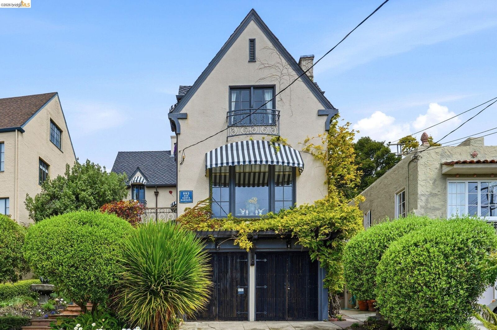 Property Photo: 893 Santa Barbara Rd CA 94707