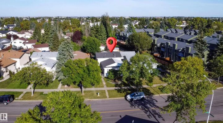 Property Photo:  17005 95 Street NW  AB T5Z 2A7 