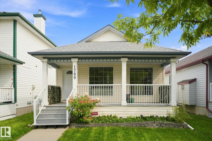 Property Photo: 1709 Turvey Bend Bend NW AB T6R 2W7