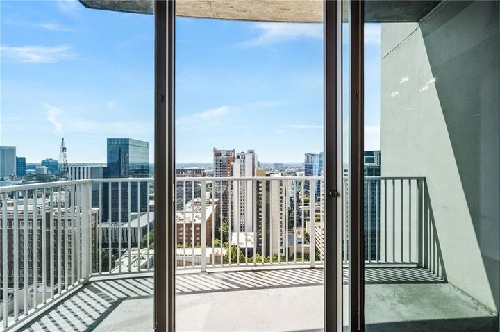 Property Photo:  860 Peachtree Street NE 1918  GA 30308 