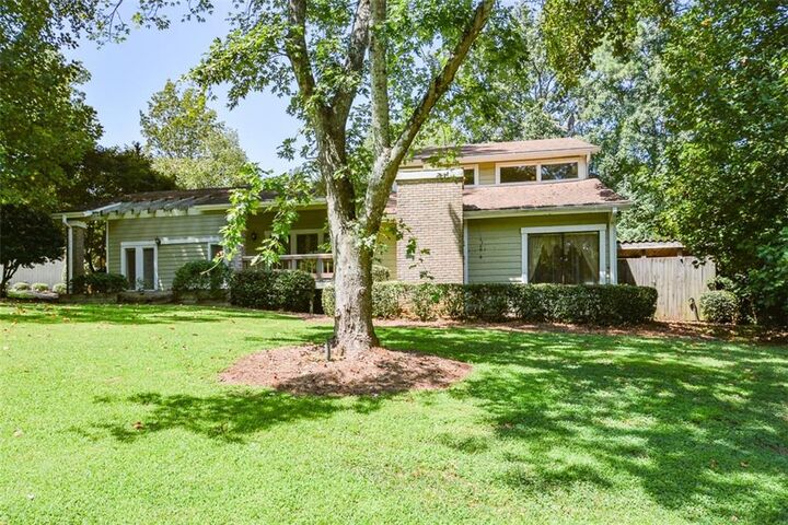 Property Photo: 6838 Springwood Drive GA 30135