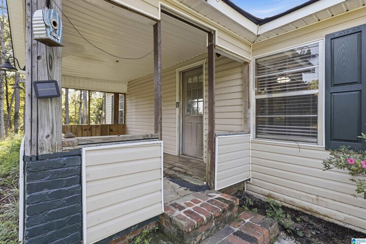 Property Photo: 676 Bishop Ridge AL 35184