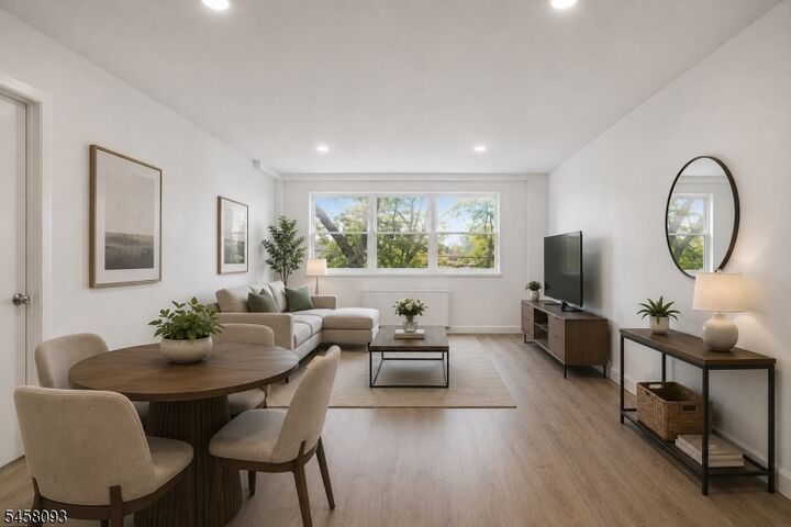 Property Photo:  39 E 39th St 2J  NJ 07514 