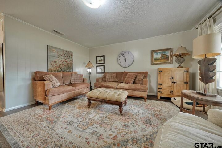 Property Photo: 249 E Hideaway Ln TX 75771