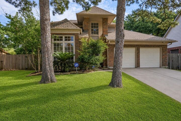 Property Photo: 7543 Basswood Forest Court TX 77095